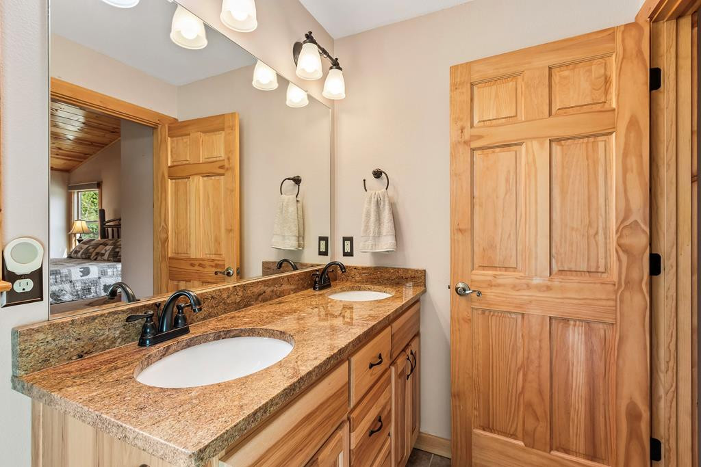 64 Canoe Bend Property Photo 48