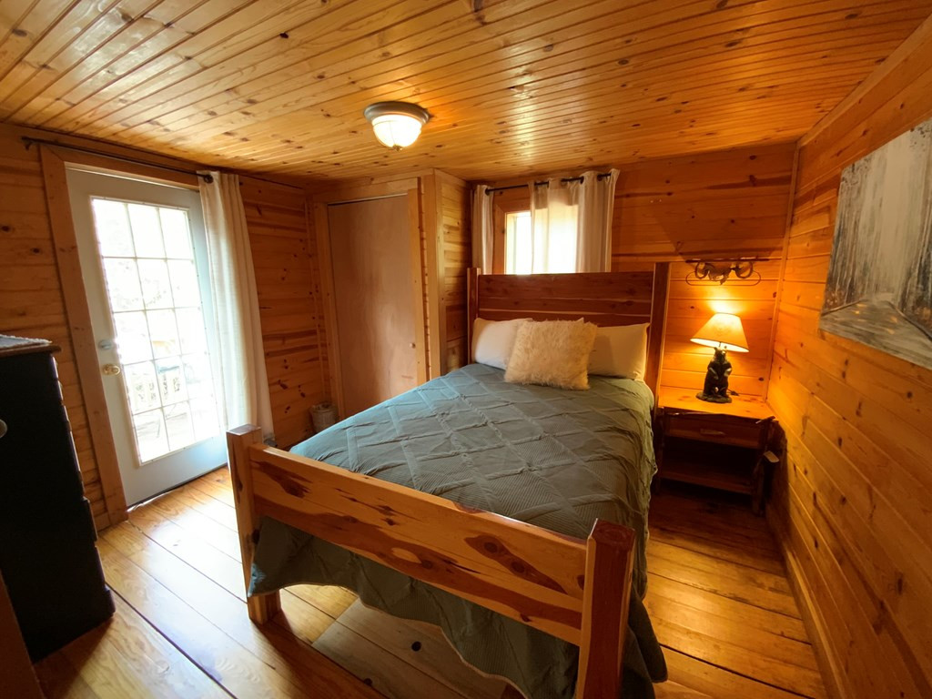 21027 Wayah Road Property Photo 17