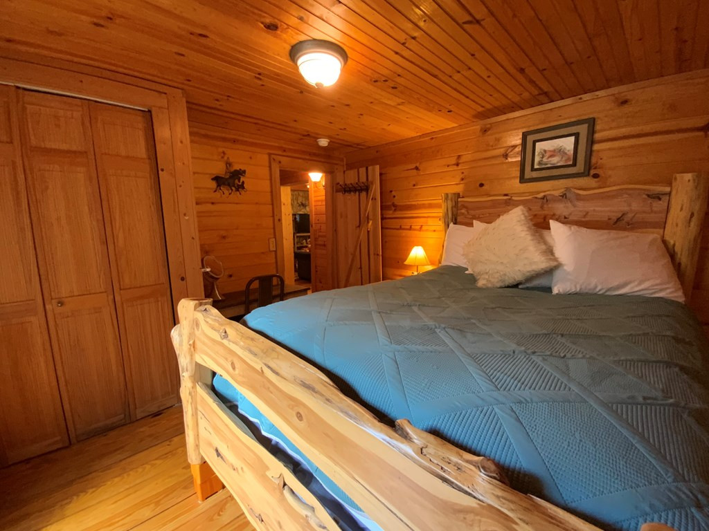 21027 Wayah Road Property Photo 27