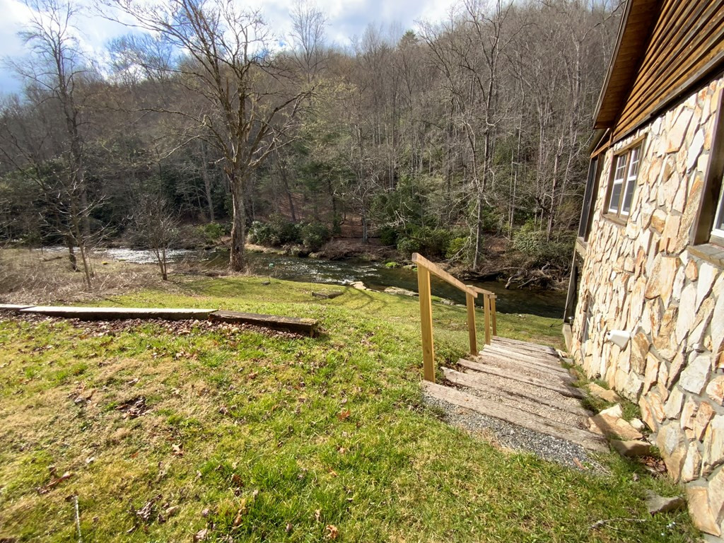 21027 Wayah Road Property Photo 37