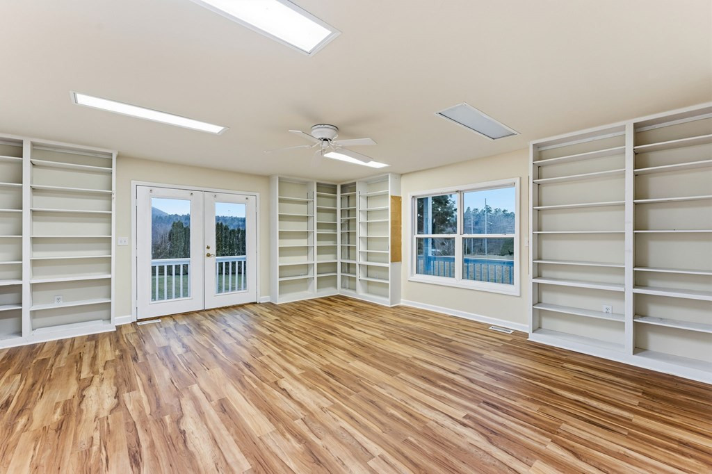 286 Mccombs Road Property Photo 23