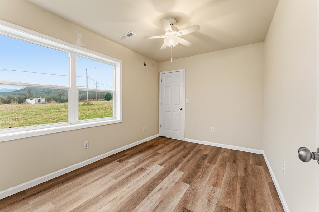 286 Mccombs Road Property Photo 33