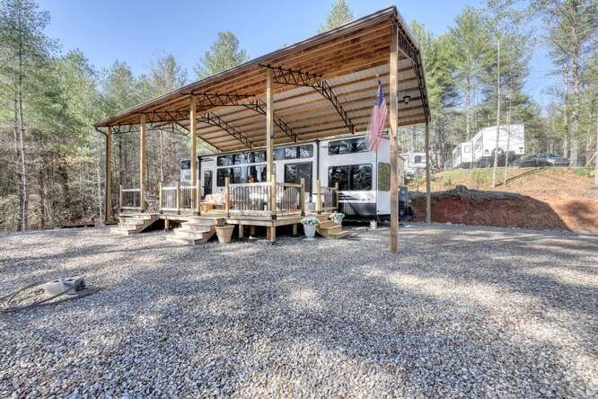 47 Conestoga Trail Property Photo 4