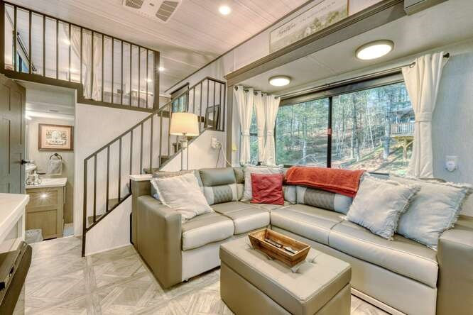 47 Conestoga Trail Property Photo 10
