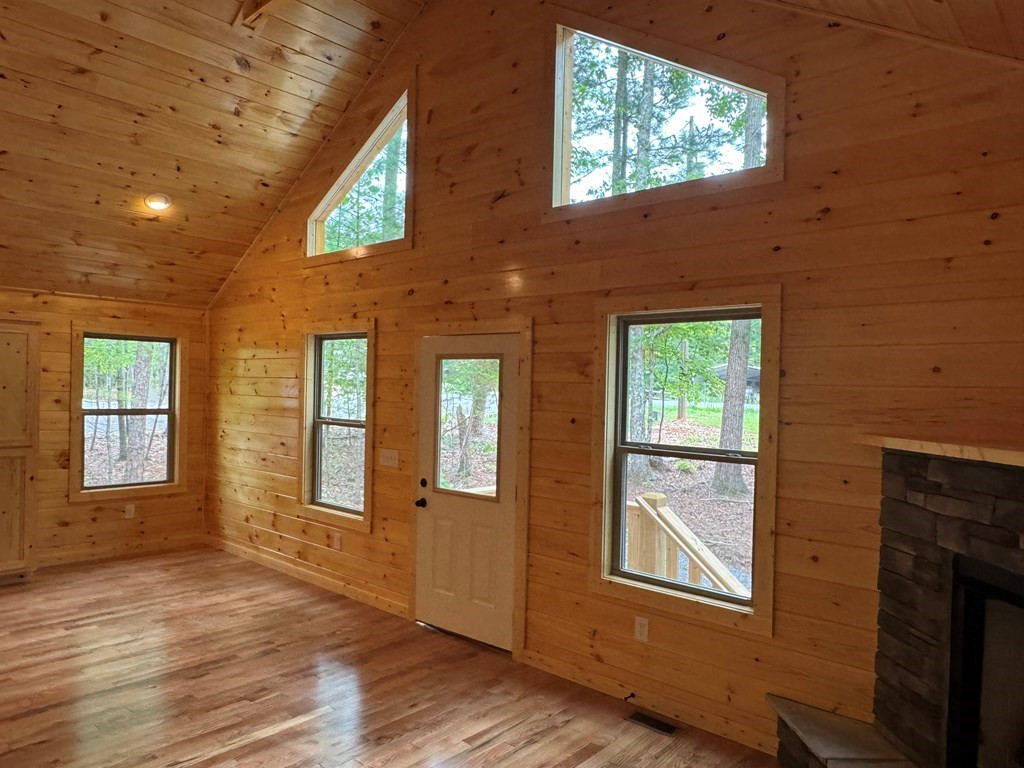 83 Noelles Pass Property Photo 3