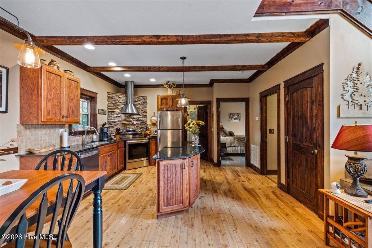 1706 Deer Valley Drive Property Photo 22