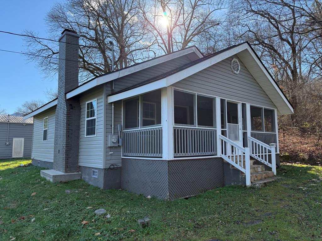 4357 Fairview Road Property Photo 1
