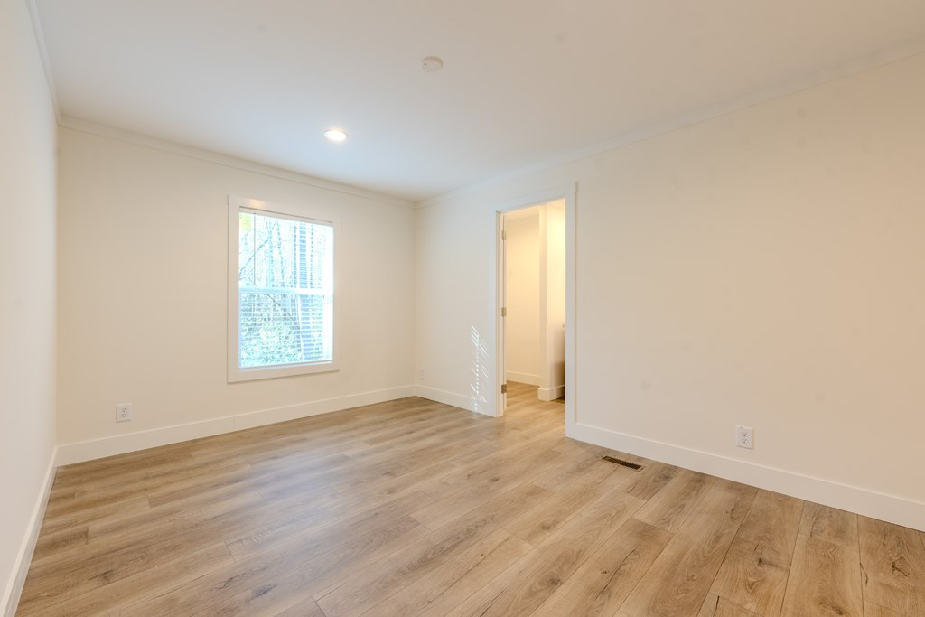 247 Loganberry Lane Property Photo 13