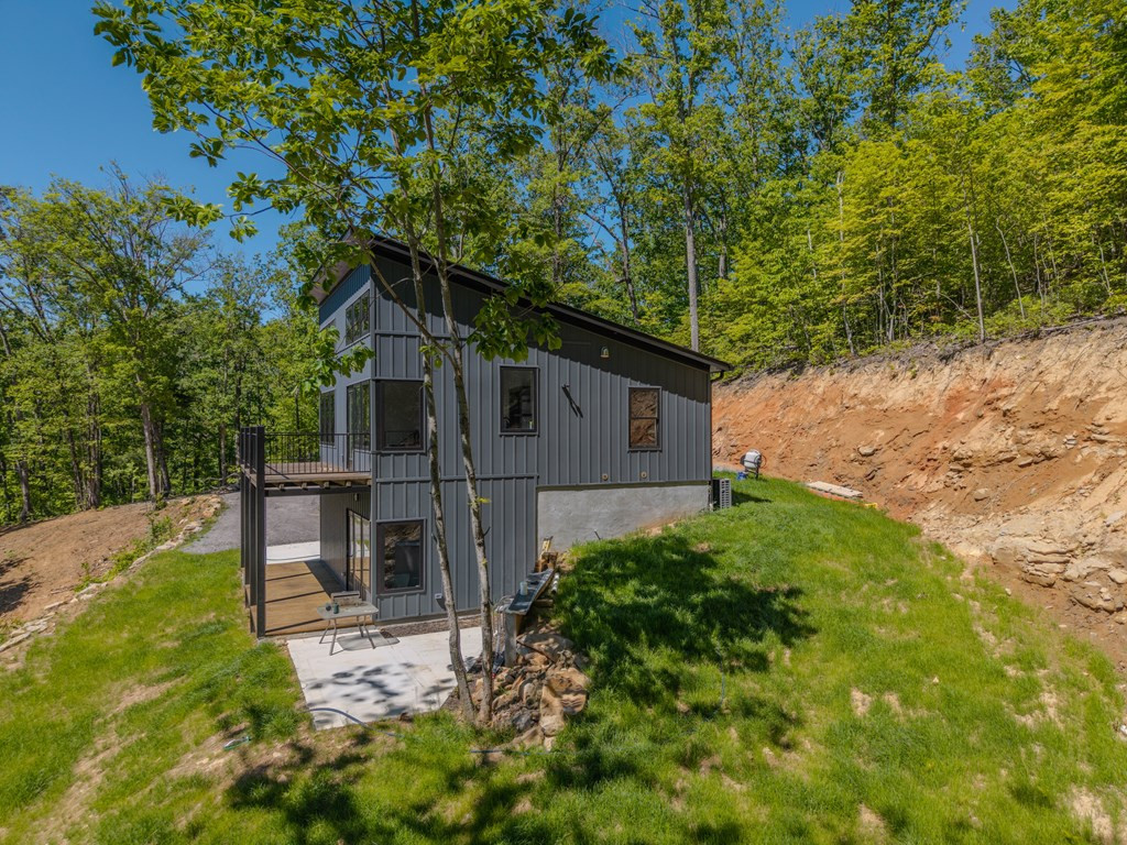 58 Mutt Ridge Property Photo 2