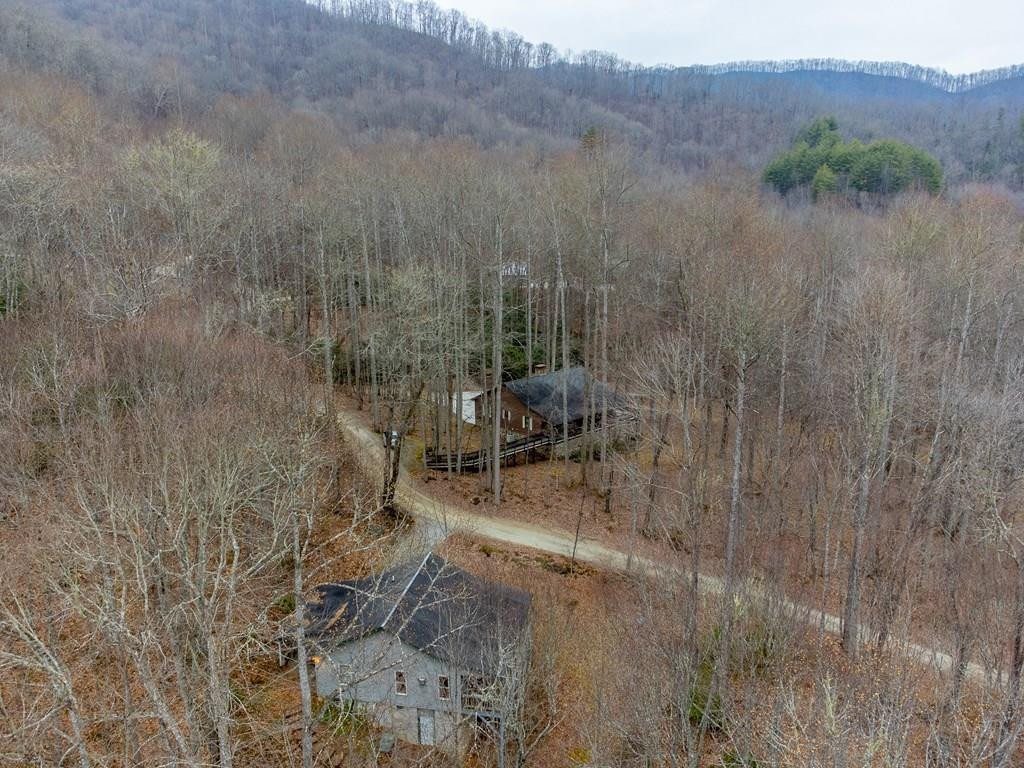 1221 Sam Cove Property Photo 3