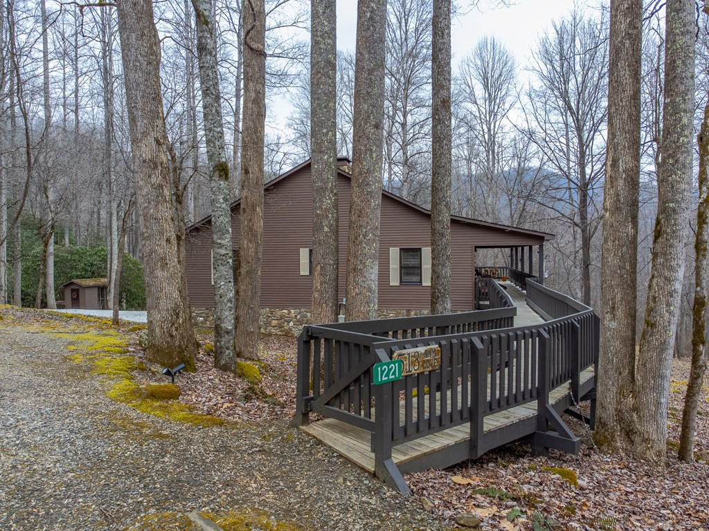 1221 Sam Cove Property Photo 34