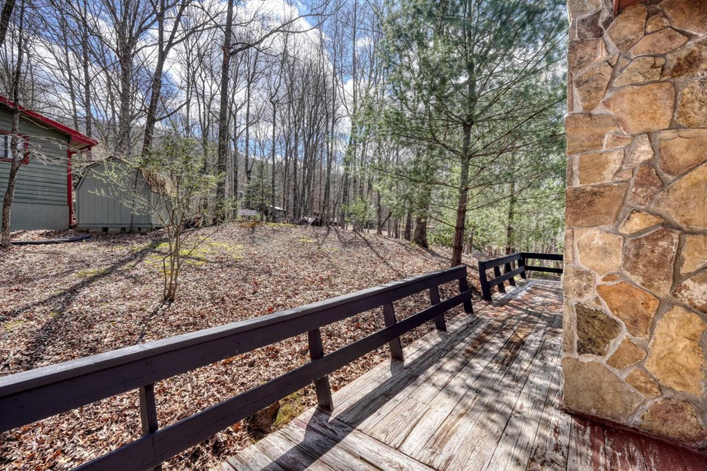 9 Silver Maple Lane Property Photo 14