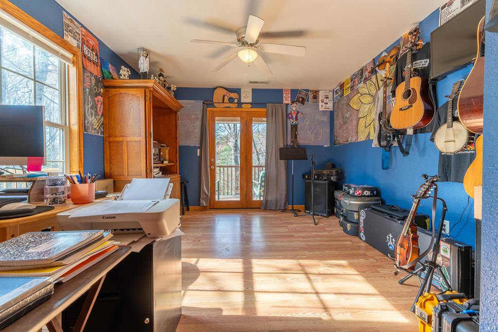 212 Pendergrass Road Property Photo 6