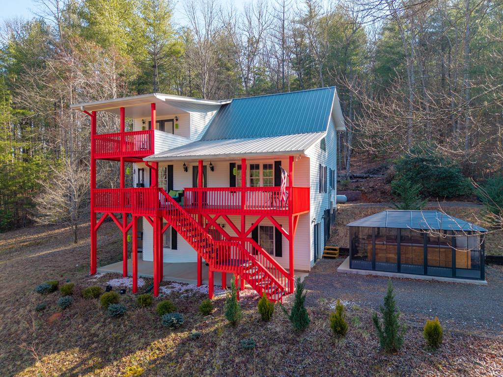 311 Twin Cedars Drive Property Photo 2