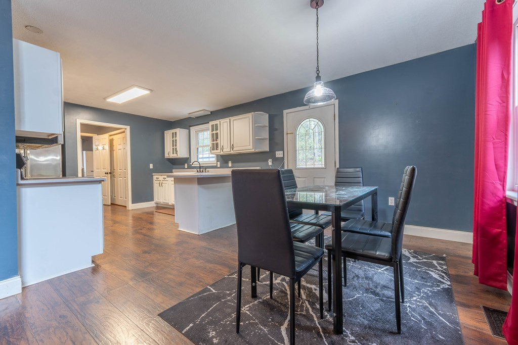 311 Twin Cedars Drive Property Photo 14