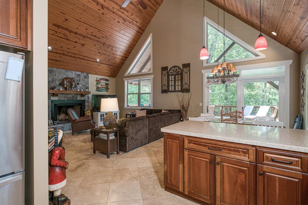 249 Whispering Pine Trail Property Photo 10