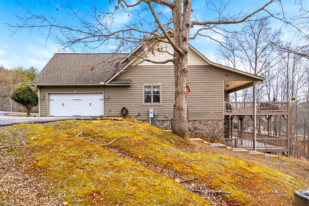 163 Yellow Maple Lane Property Photo 42