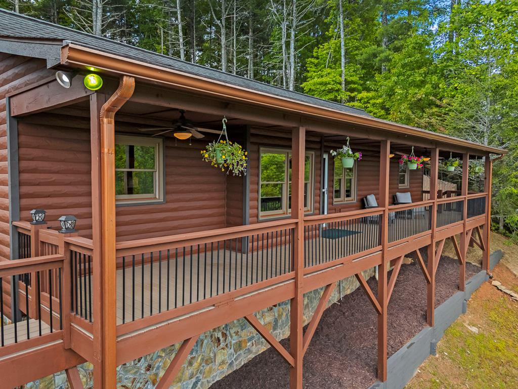 815 Smokey Hollow Drive Property Photo 37