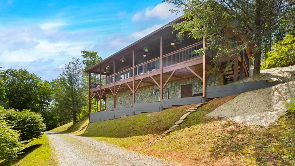 815 Smokey Hollow Drive Property Photo 46