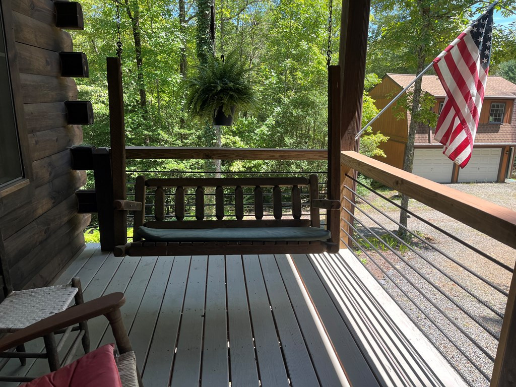 3021 Hanging Dog Road Property Photo 7