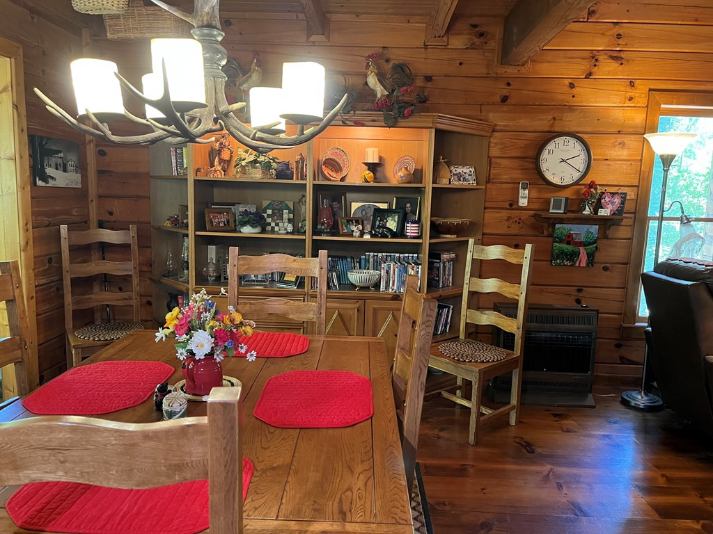 3021 Hanging Dog Road Property Photo 15