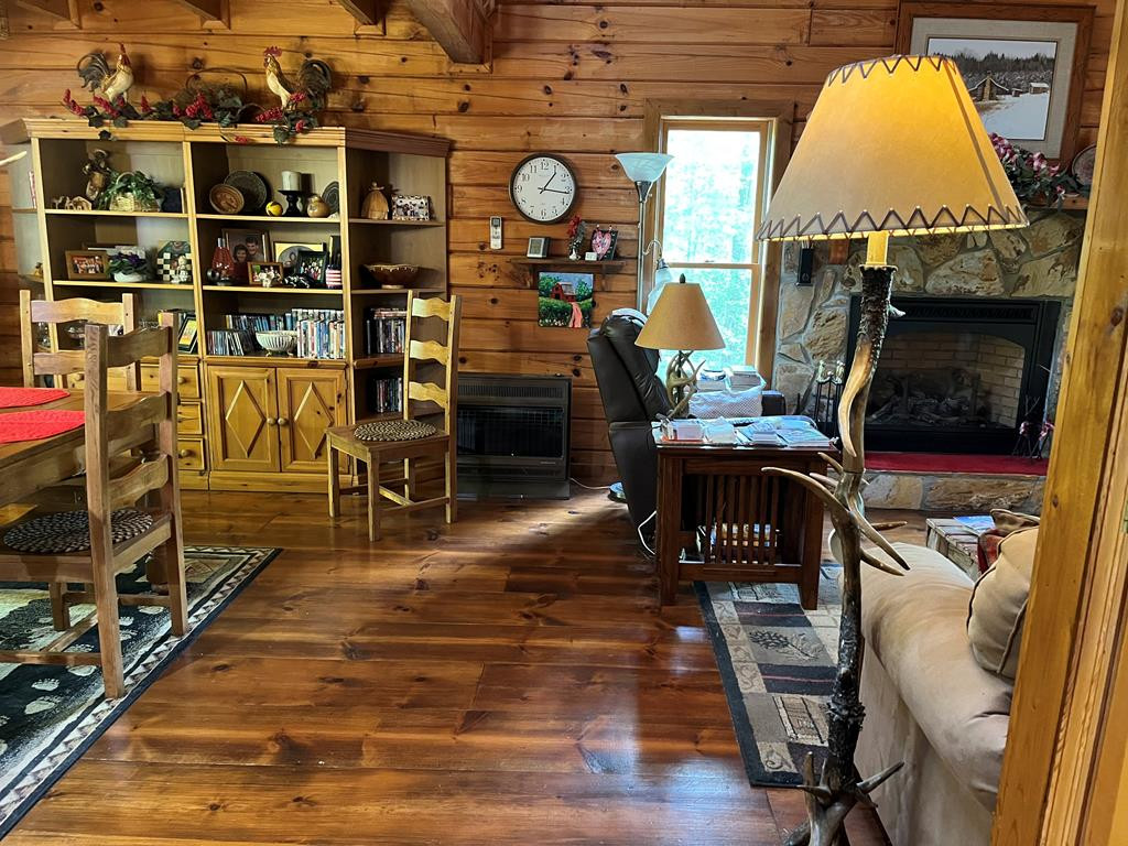 3021 Hanging Dog Road Property Photo 17