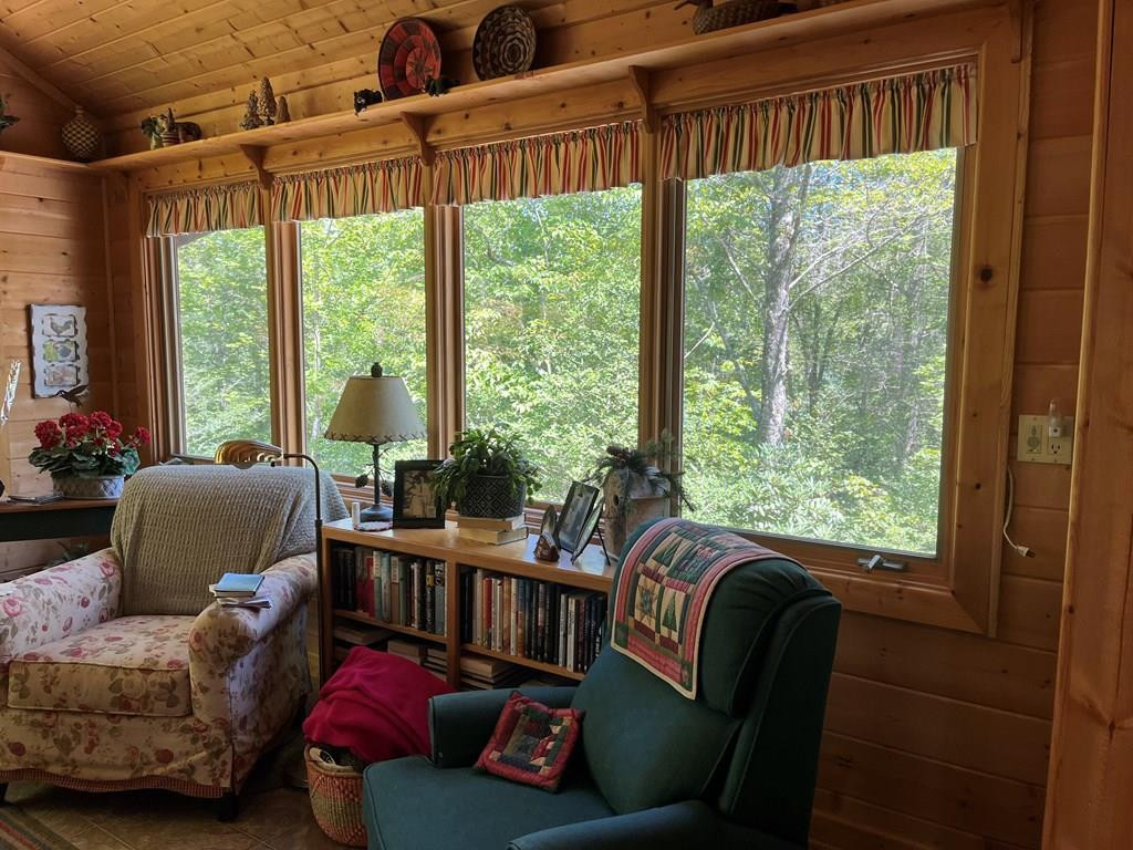 3021 Hanging Dog Road Property Photo 19