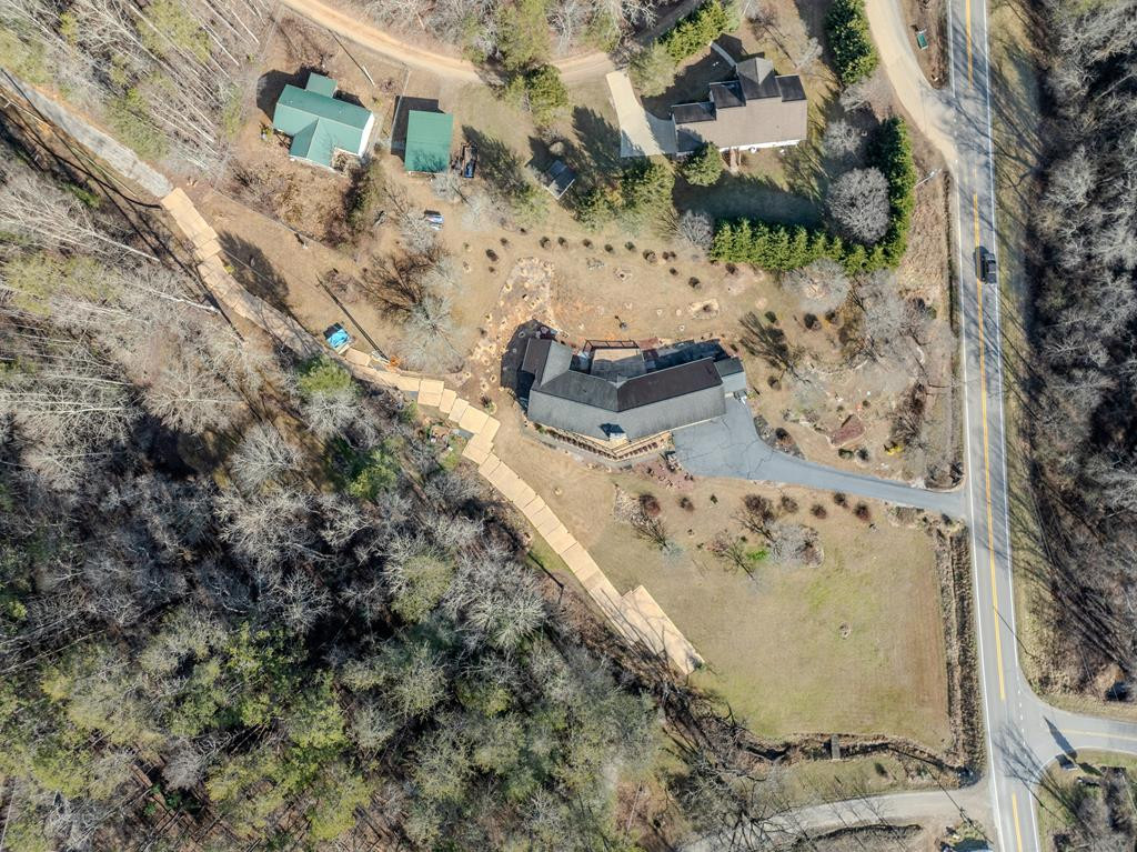 3717 Nc Highway 141 Property Photo 3