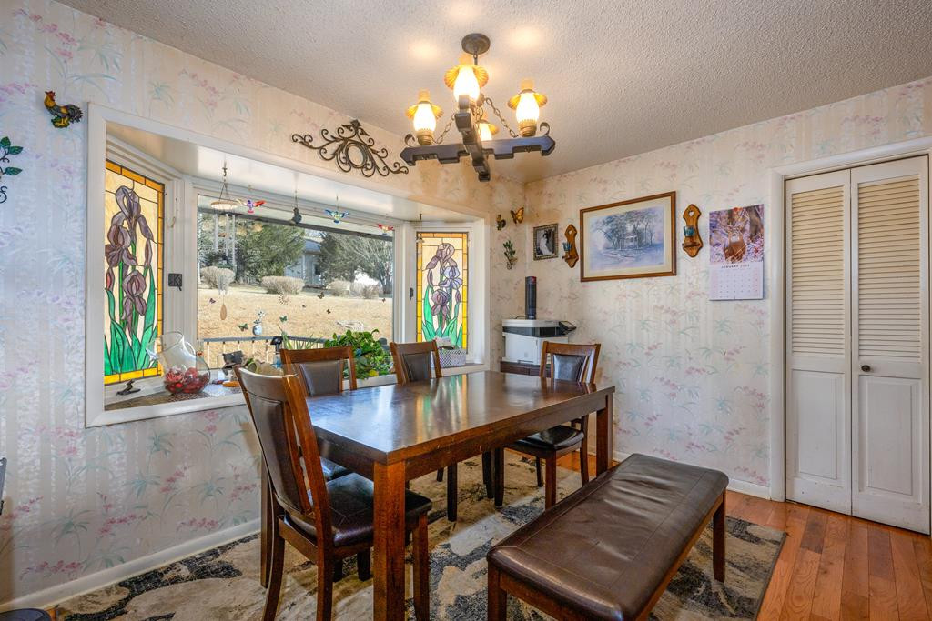 3717 Nc Highway 141 Property Photo 5