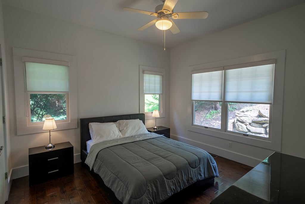 11 Old Lodge Road Property Photo 14