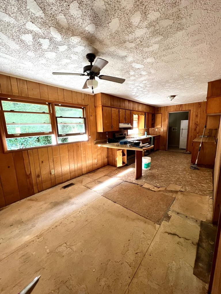 1050 Us Highway 19 Property Photo 6