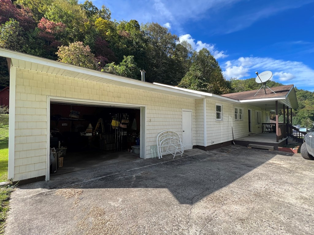1050 Us Highway 19 Property Photo 13
