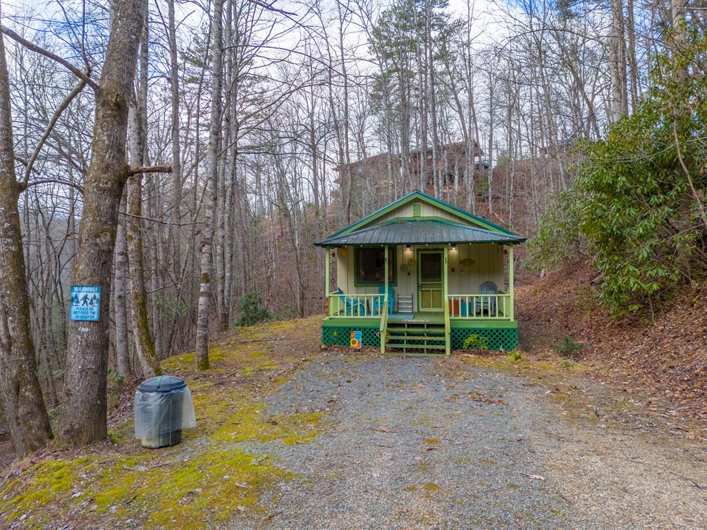 180 Valley Lane Property Photo 42