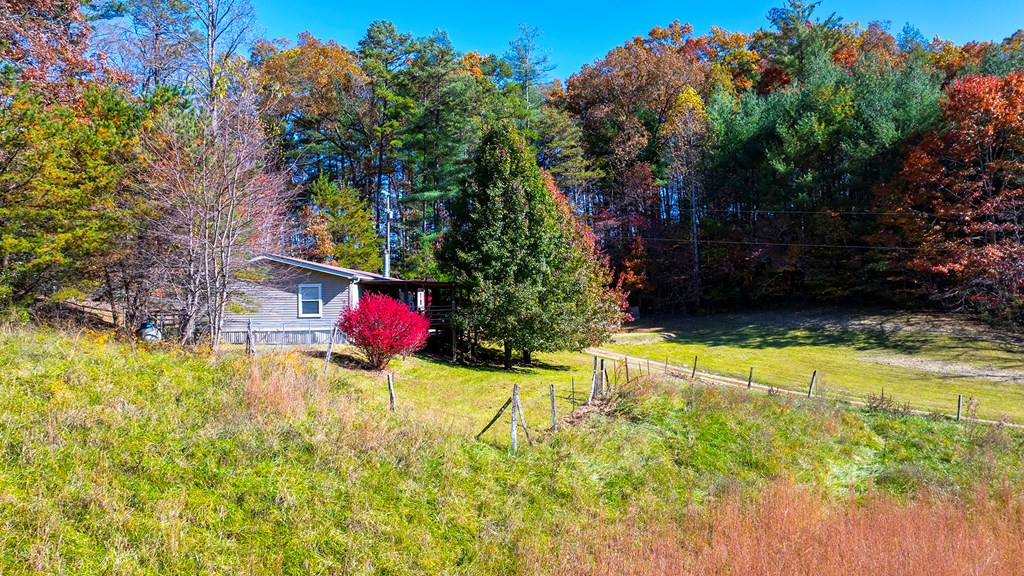 173&130 Edwards Cove Road Property Photo 6