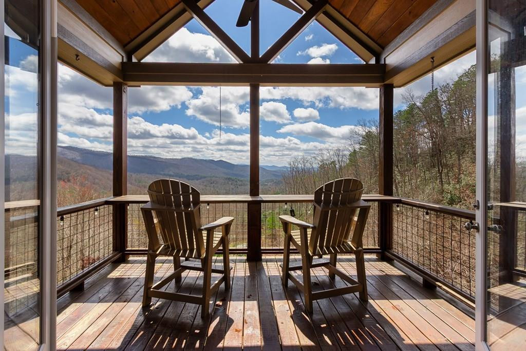 57 Eagles Nest Trail Property Photo 3