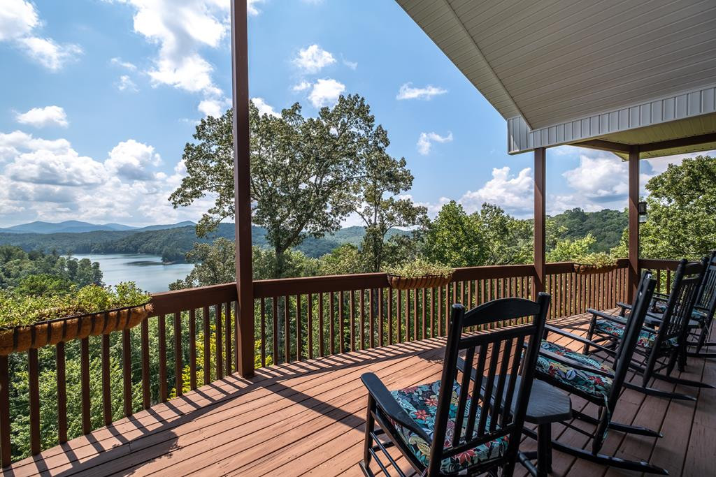 78 Hawk Nest Place Property Photo 6