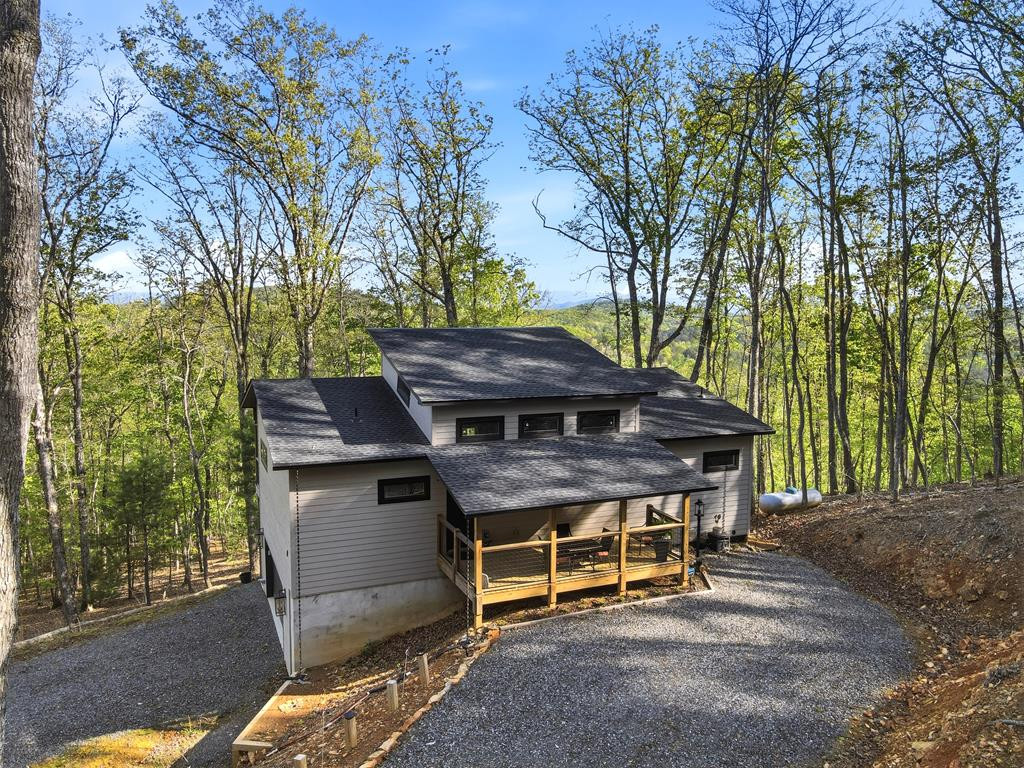 194 Quiet Woods Trail Property Photo 4