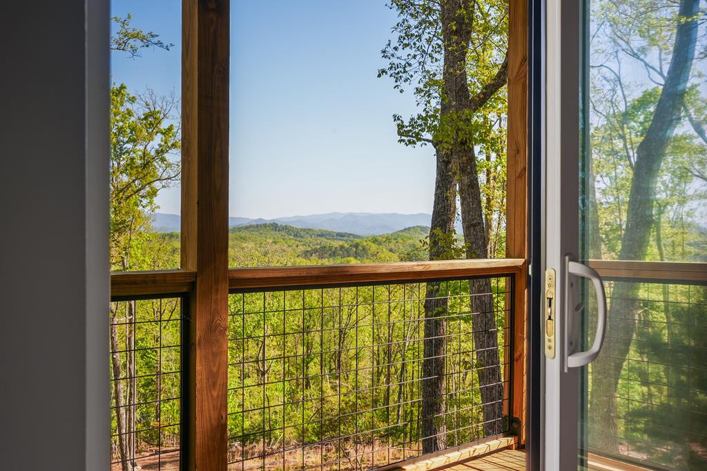 194 Quiet Woods Trail Property Photo 20