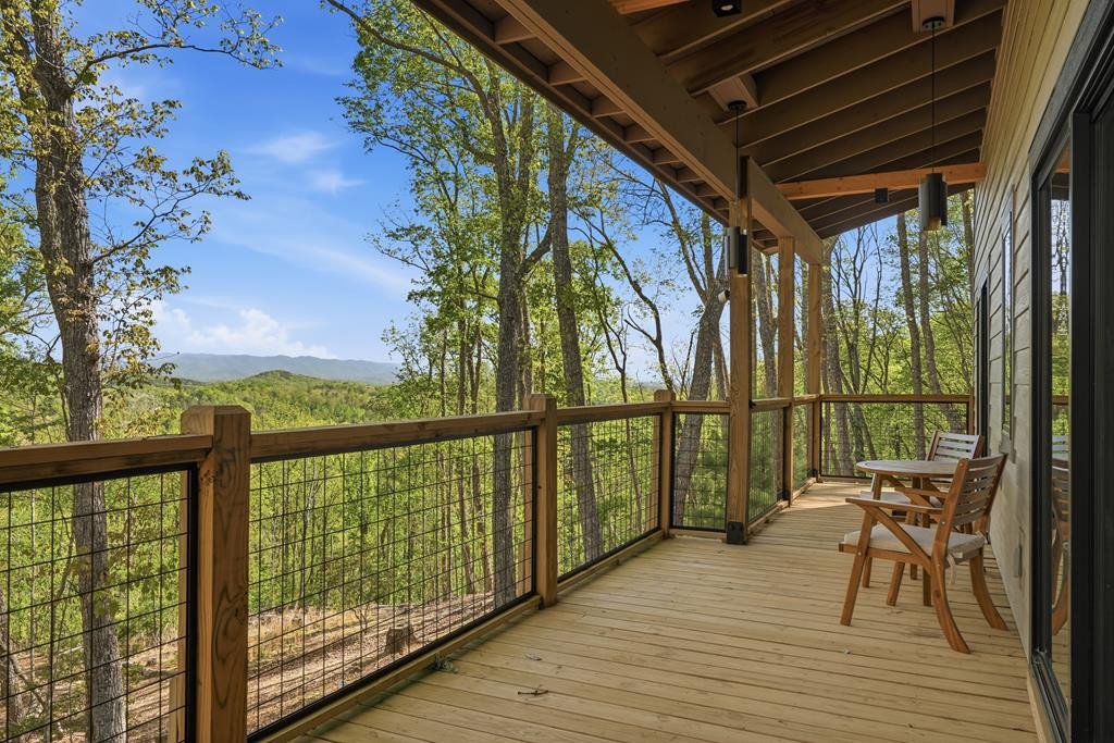 194 Quiet Woods Trail Property Photo 21