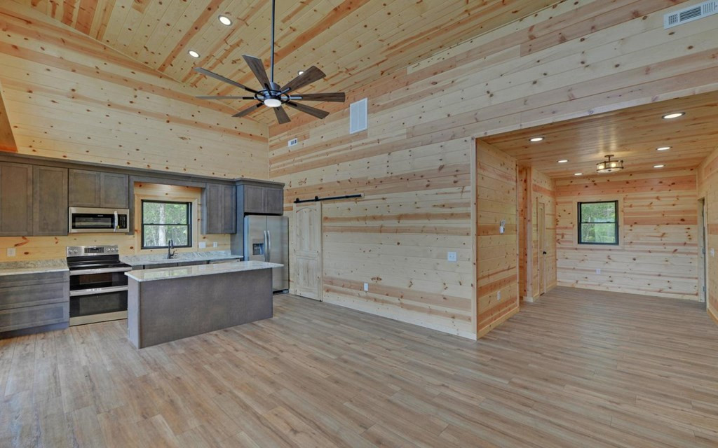 322 Deer Haven Trail Property Photo 8