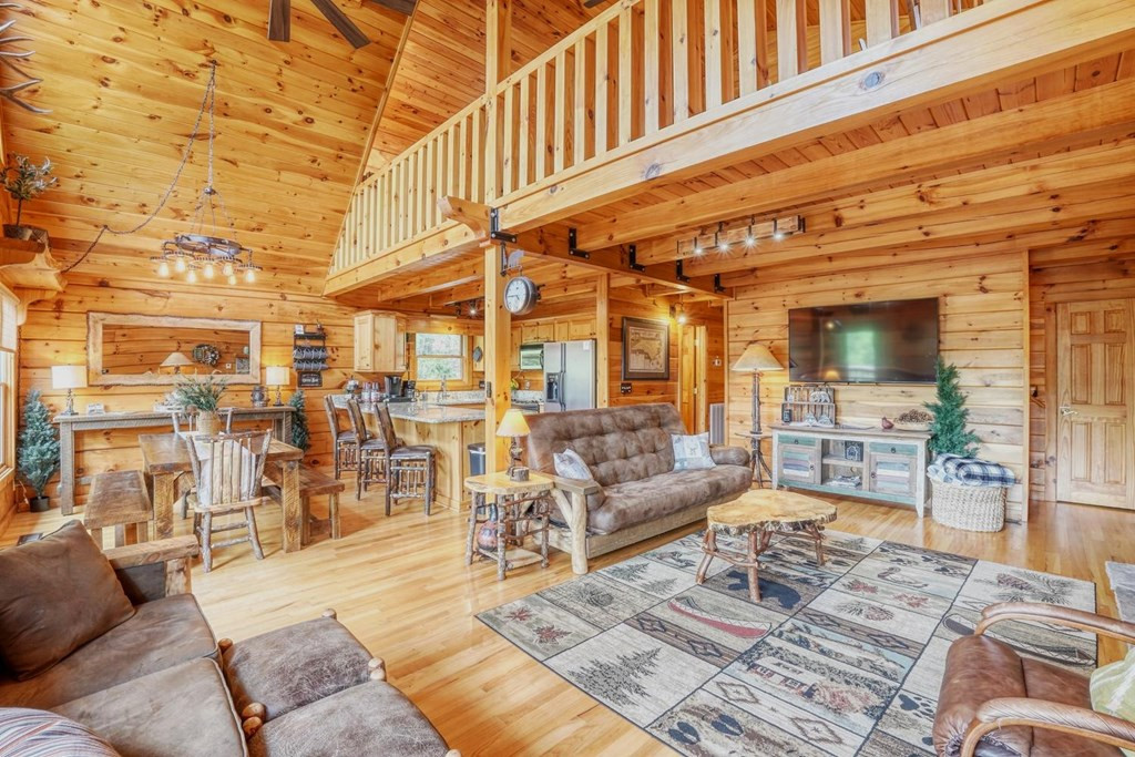 145 Skyview Drive Property Photo 8