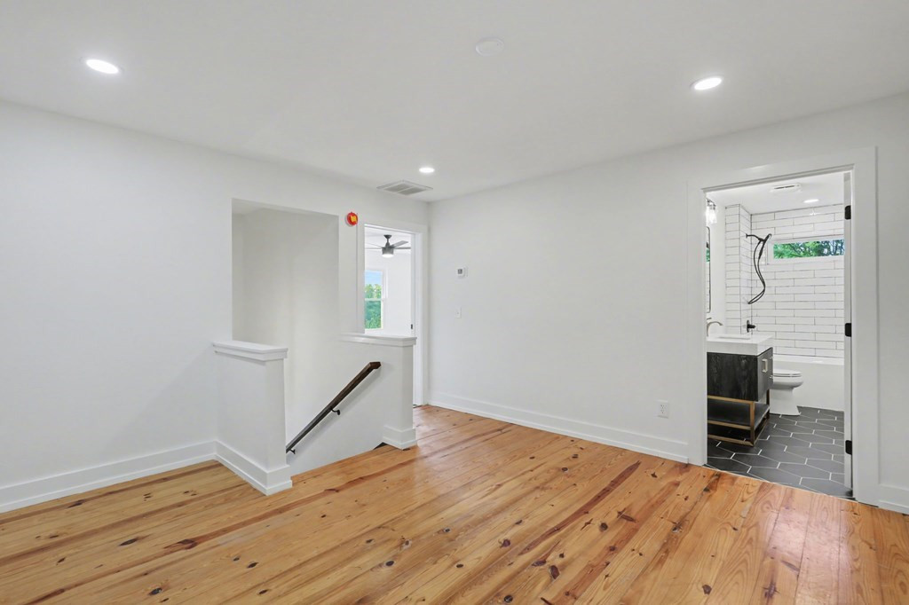 233 Bradshaw Road Property Photo 27
