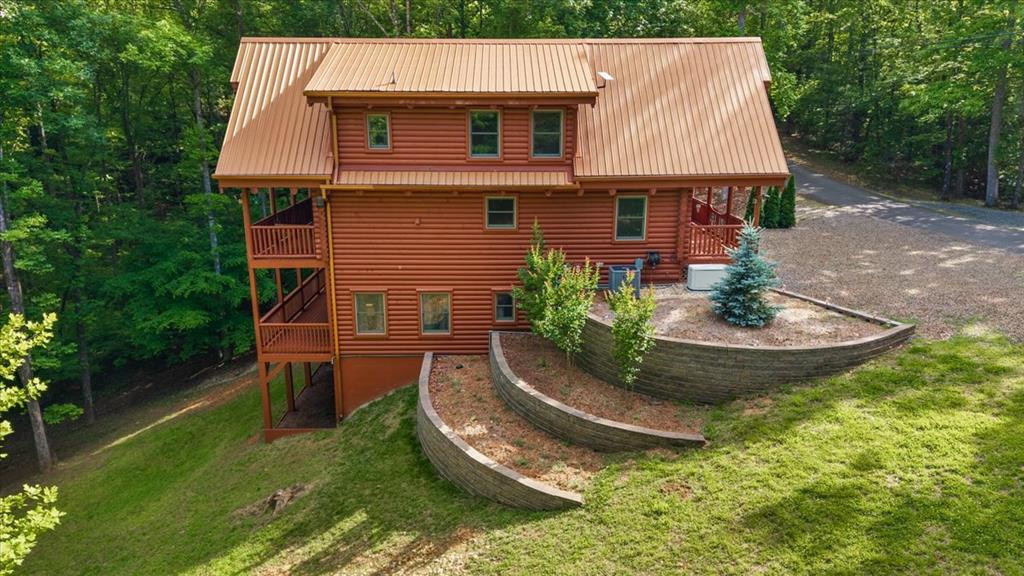 273 Ridgewood Drive Property Photo 4