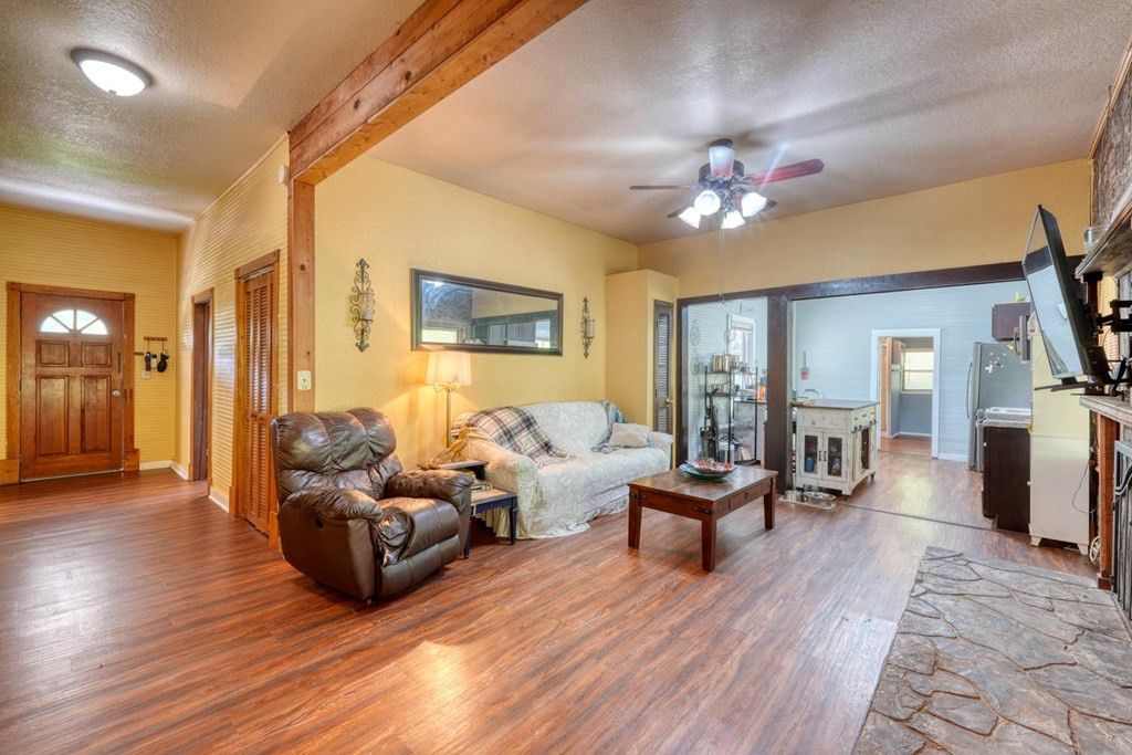 3610 Highway 294 Property Photo 7