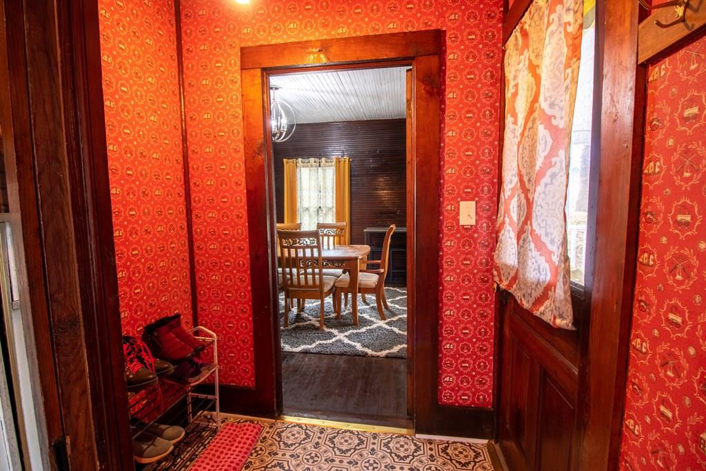 215 Bristol Avenue Property Photo 18