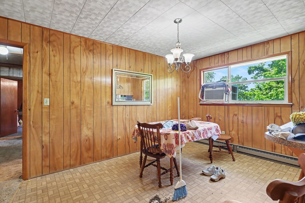 63 Fort Butler Street Property Photo 15
