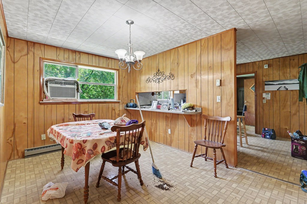 63 Fort Butler Street Property Photo 16