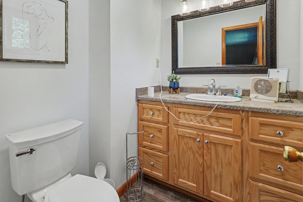 63 Fort Butler Street Property Photo 24