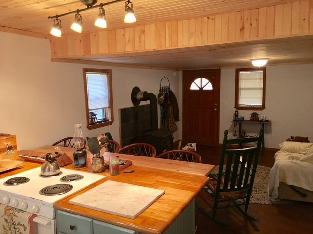 224 Pine Bough Road Property Photo 6