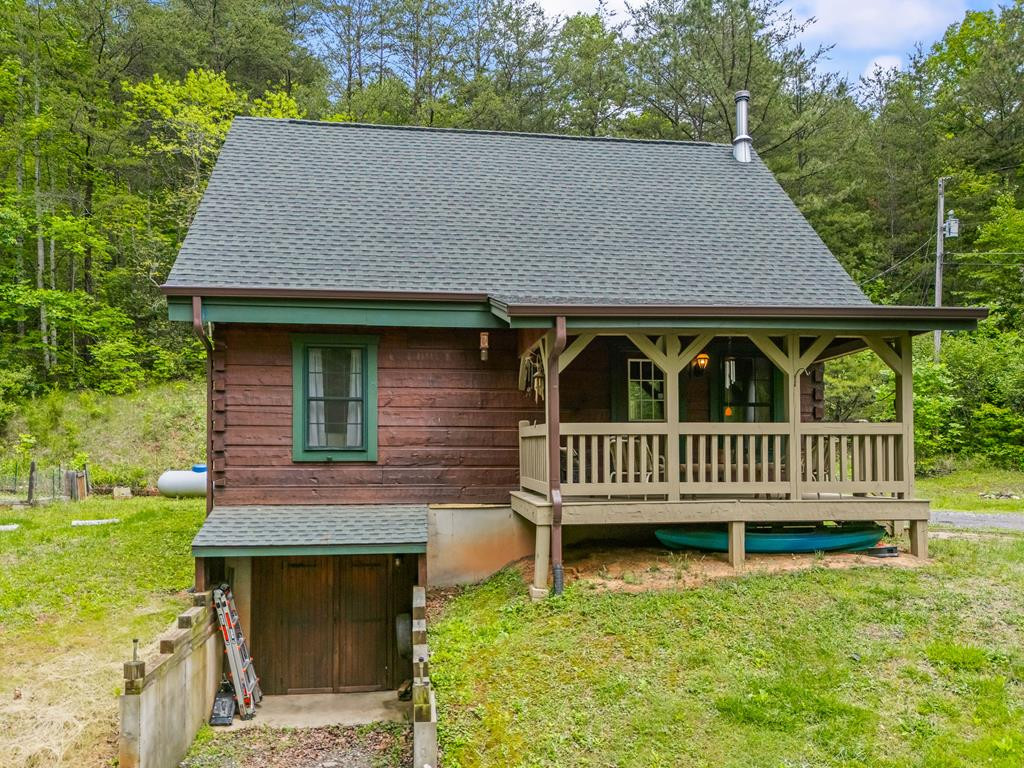 1374 Long Branch Road Property Photo 1